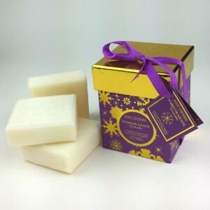 Body Luxuries Gift set of 3 Snowflake Stamped Bar Soaps in decorative box